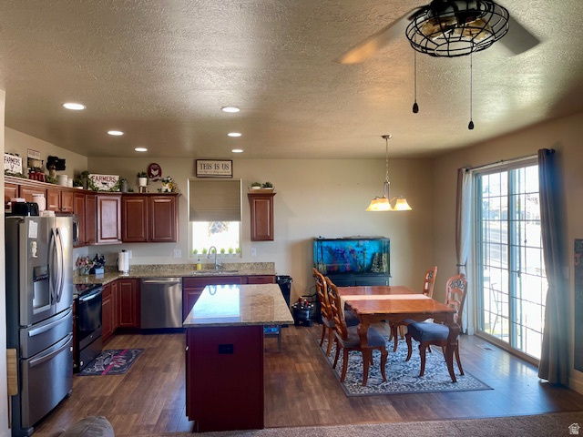 8009 S HAYDEN PARK ST