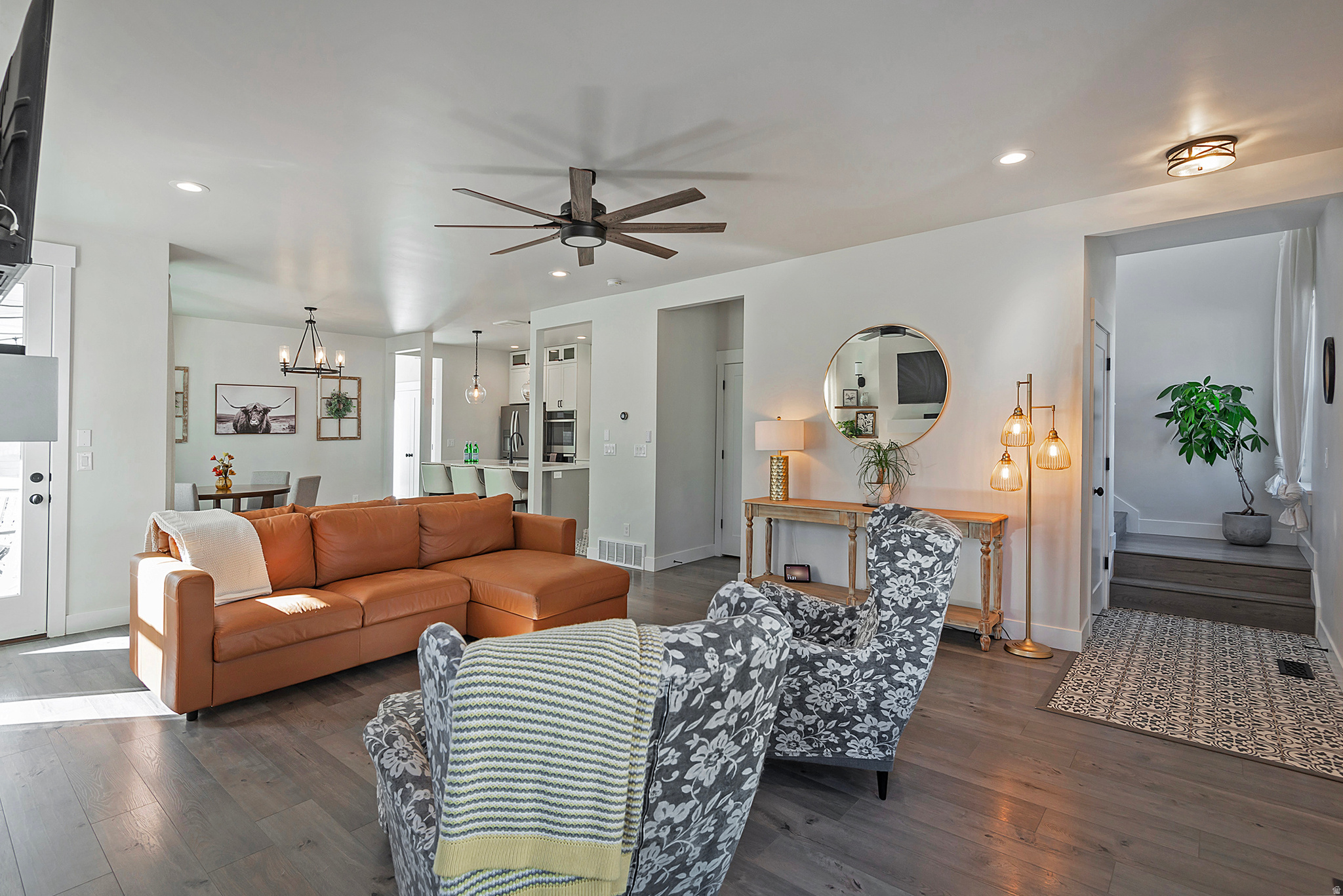 10843 S LAKE AVE #257