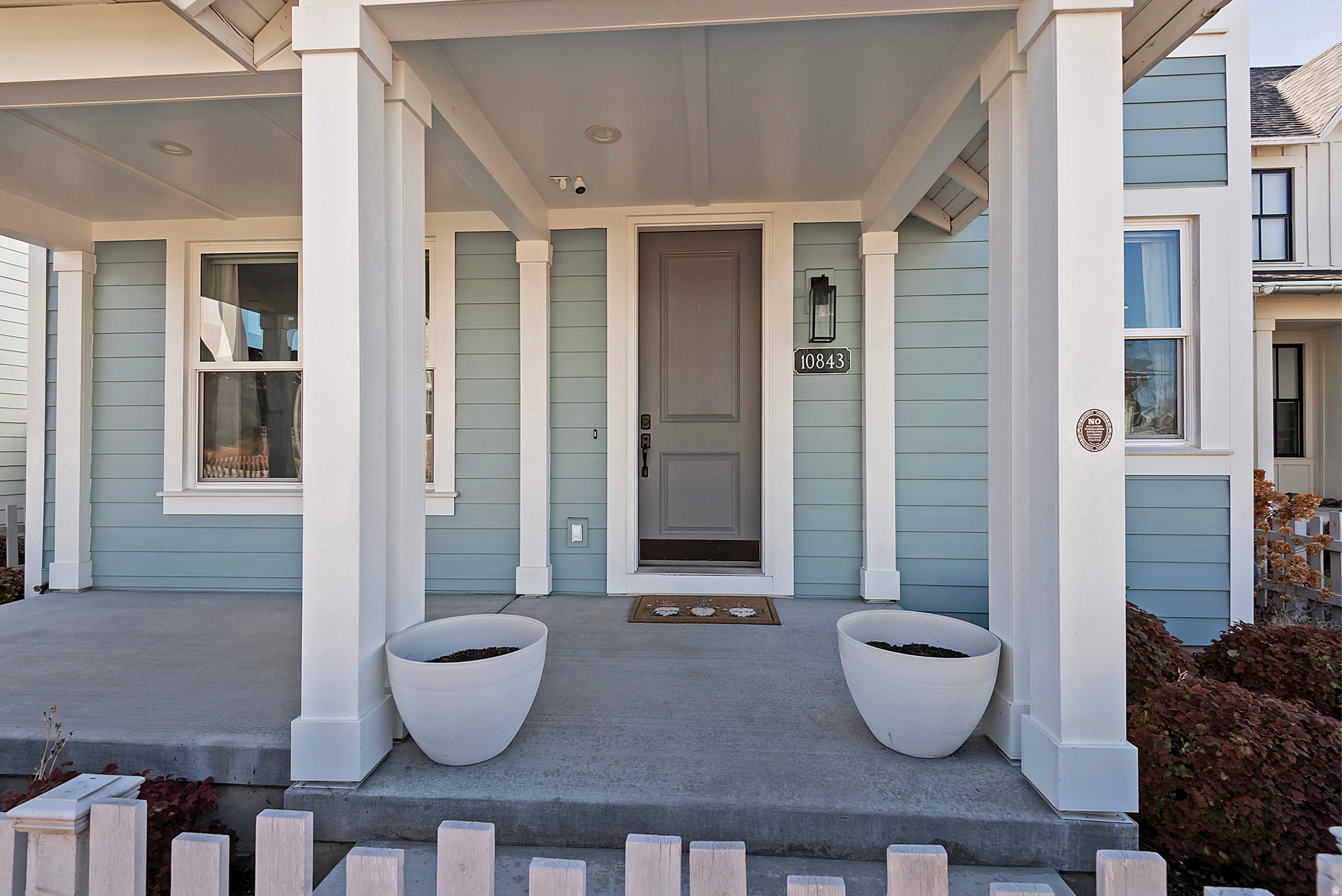 10843 S LAKE AVE #257