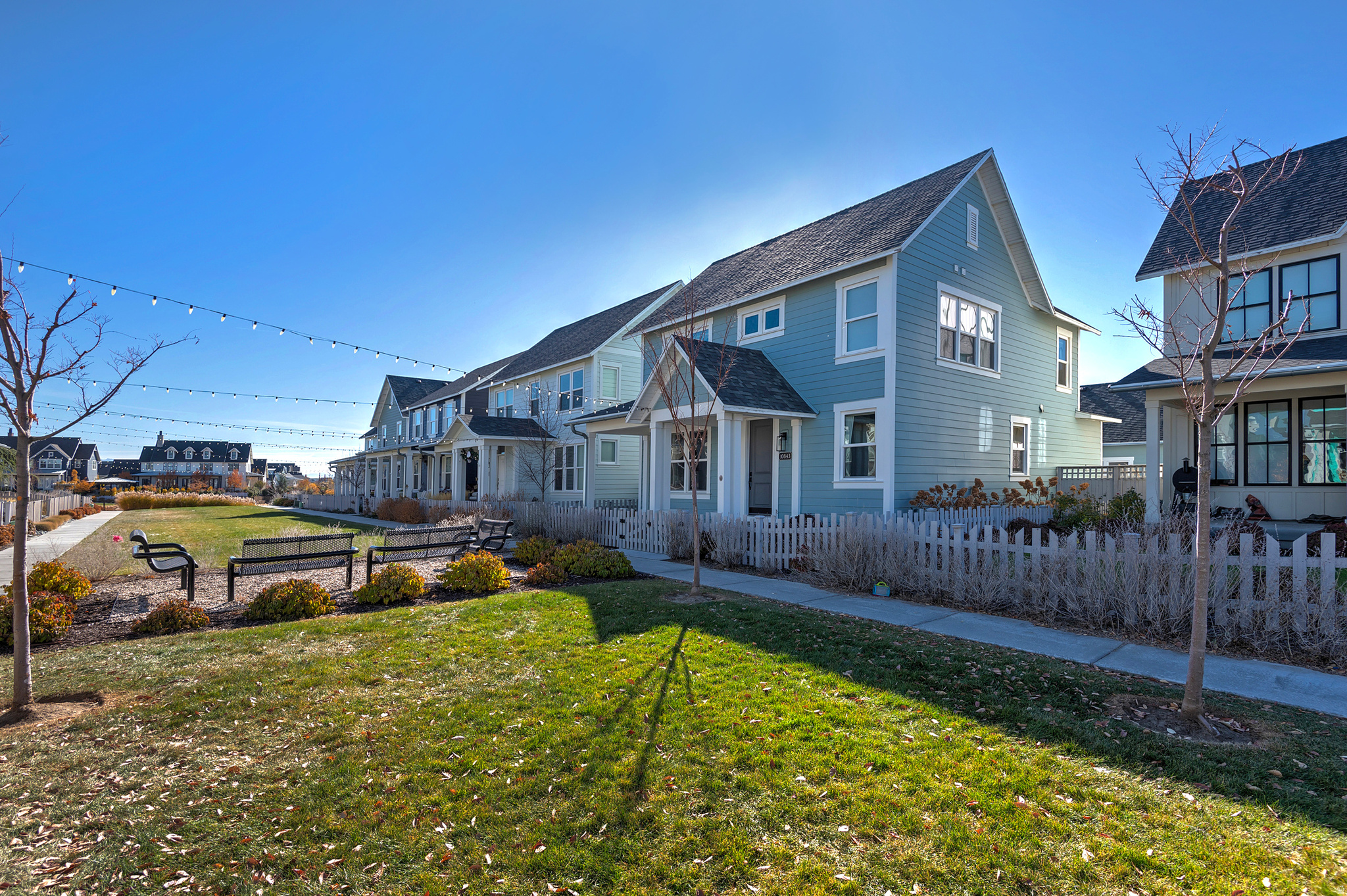 10843 S LAKE AVE #257