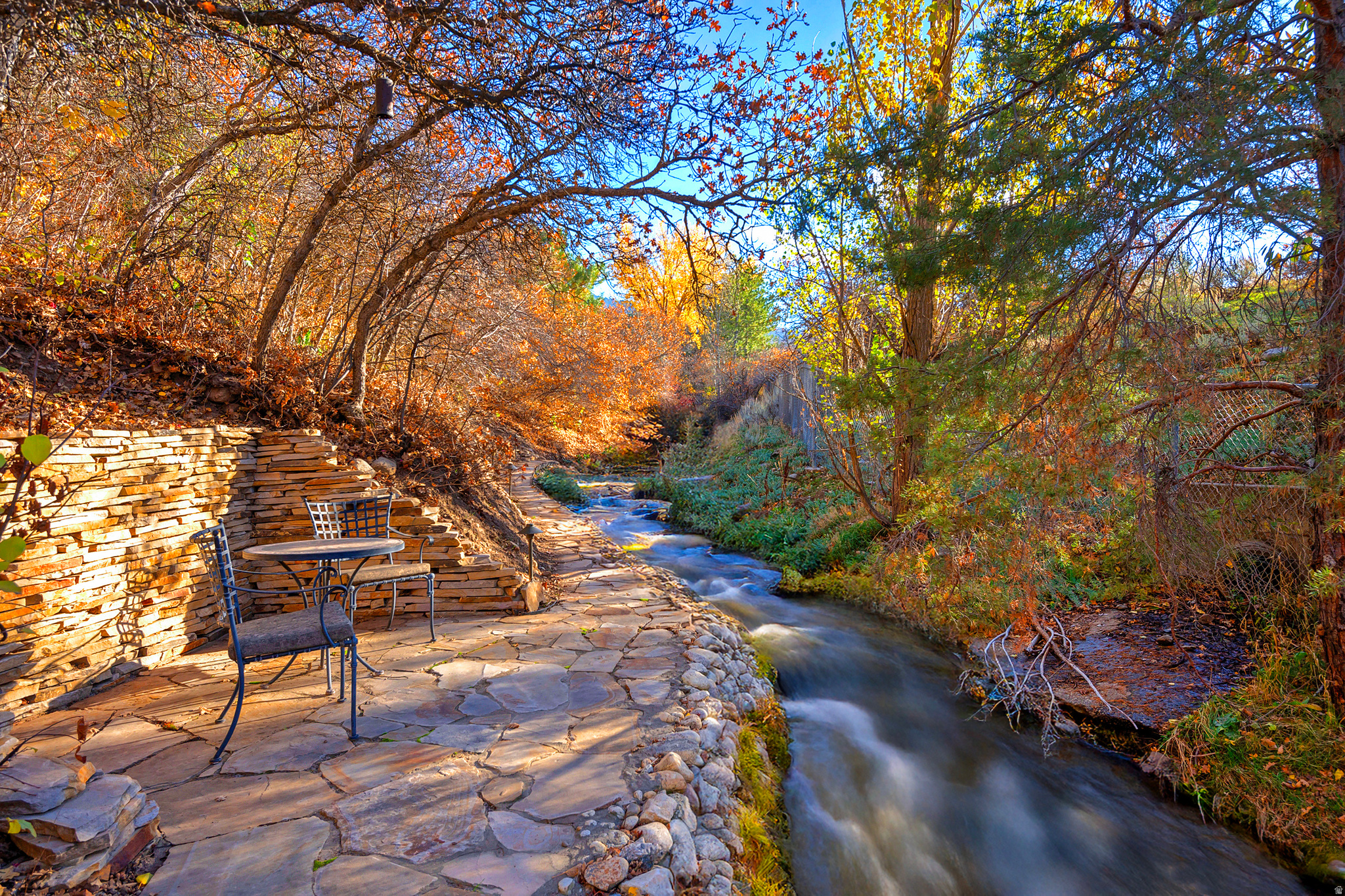 8778 S FALCON HEIGHTS LN