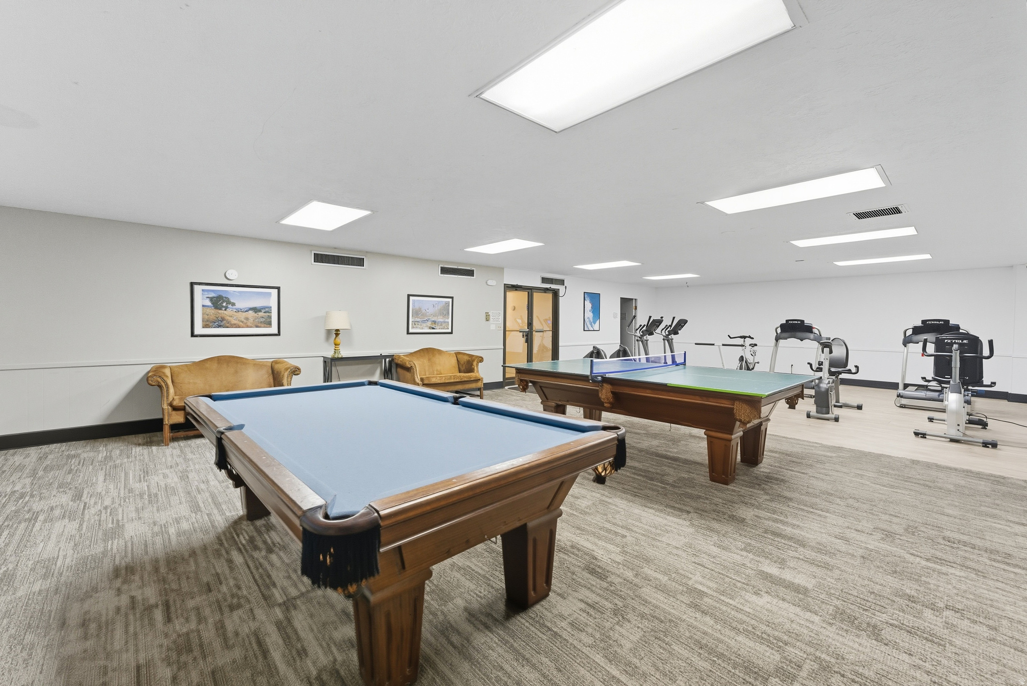 241 N VINE ST ST #403W