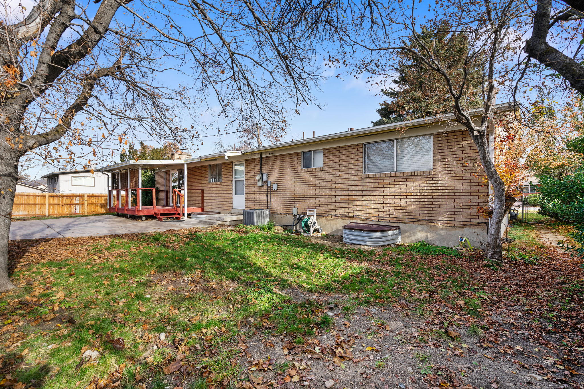 6884 S BELLA VISTA DR