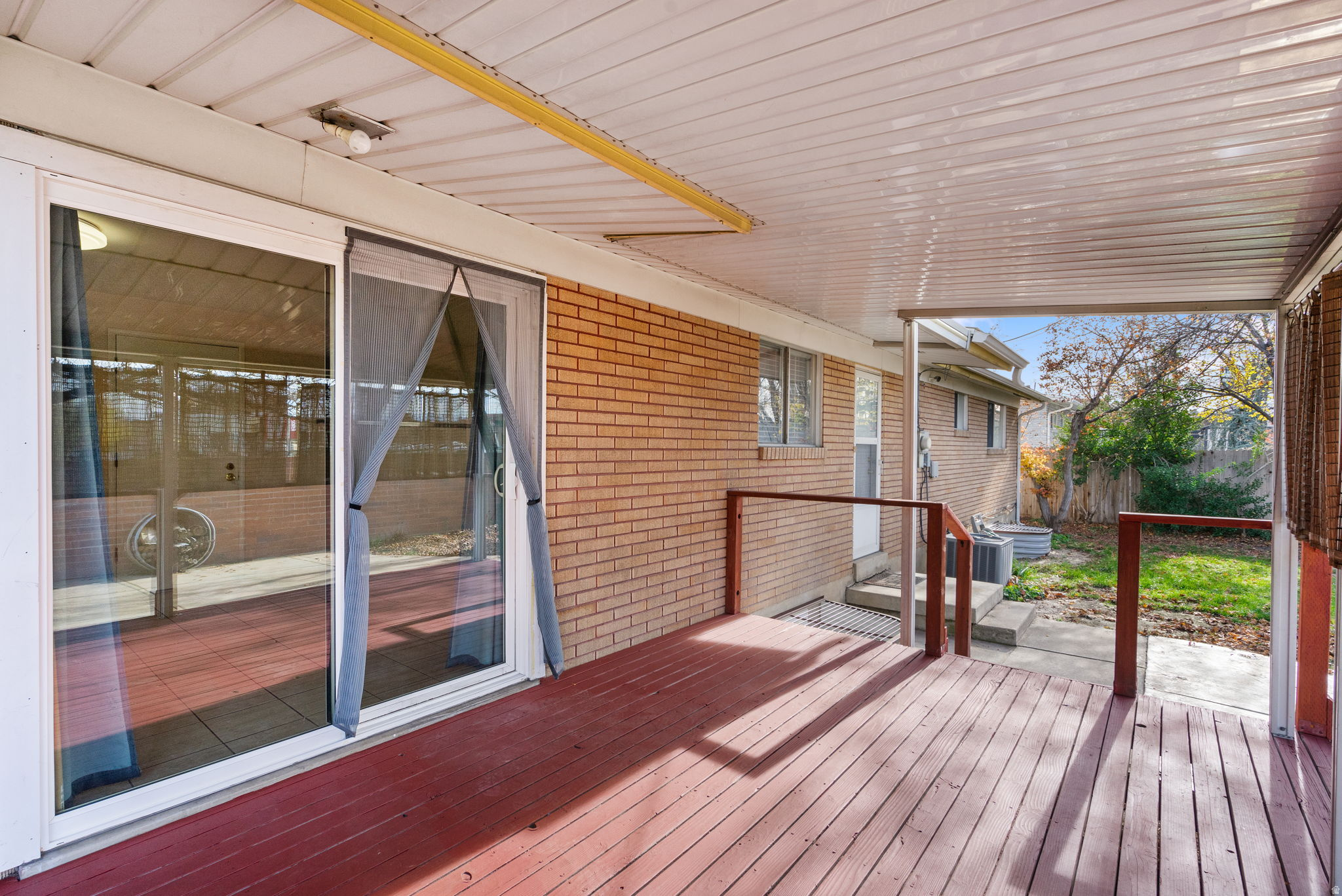 6884 S BELLA VISTA DR