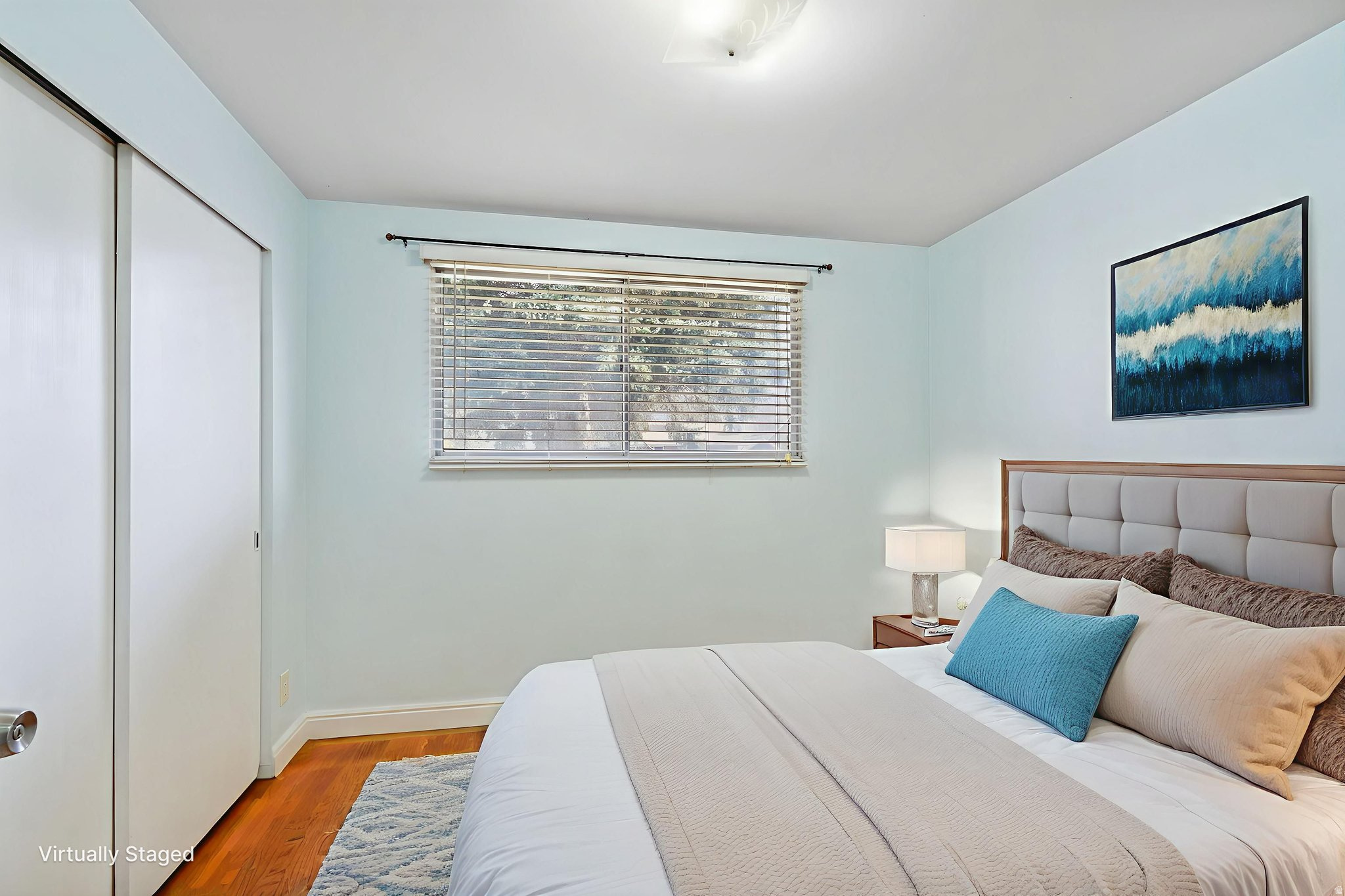 6884 S BELLA VISTA DR