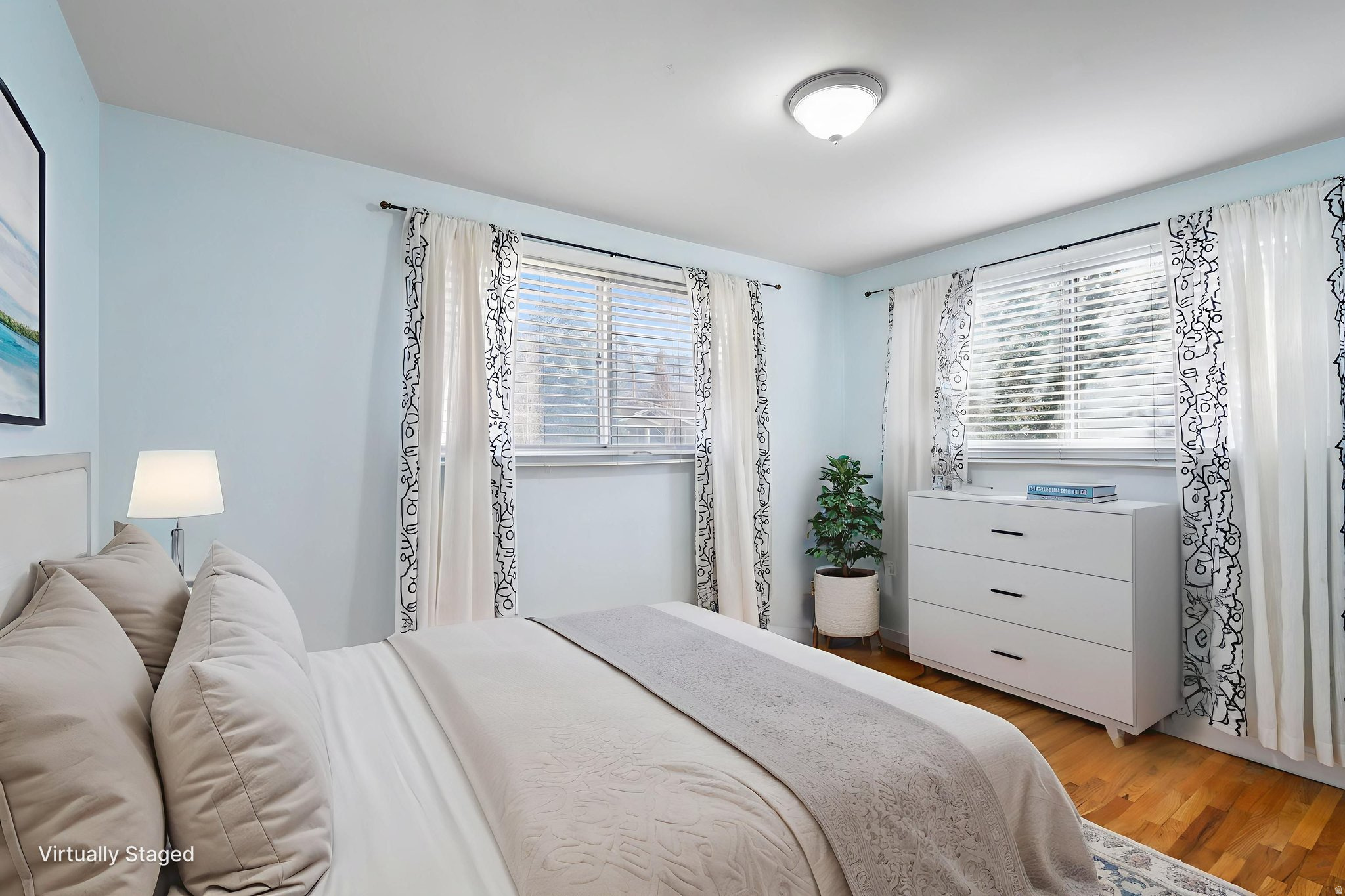 6884 S BELLA VISTA DR