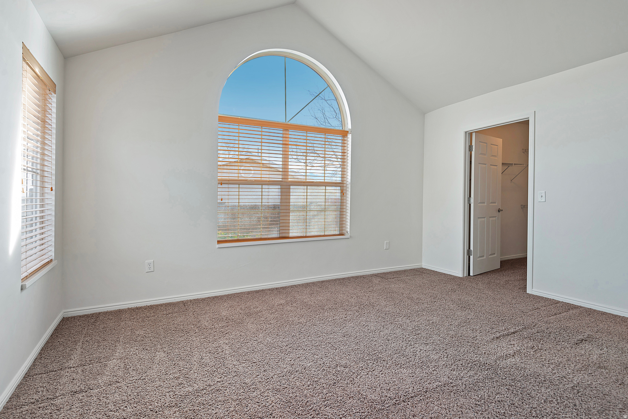 2901 W ABBEY SPRINGS CIR