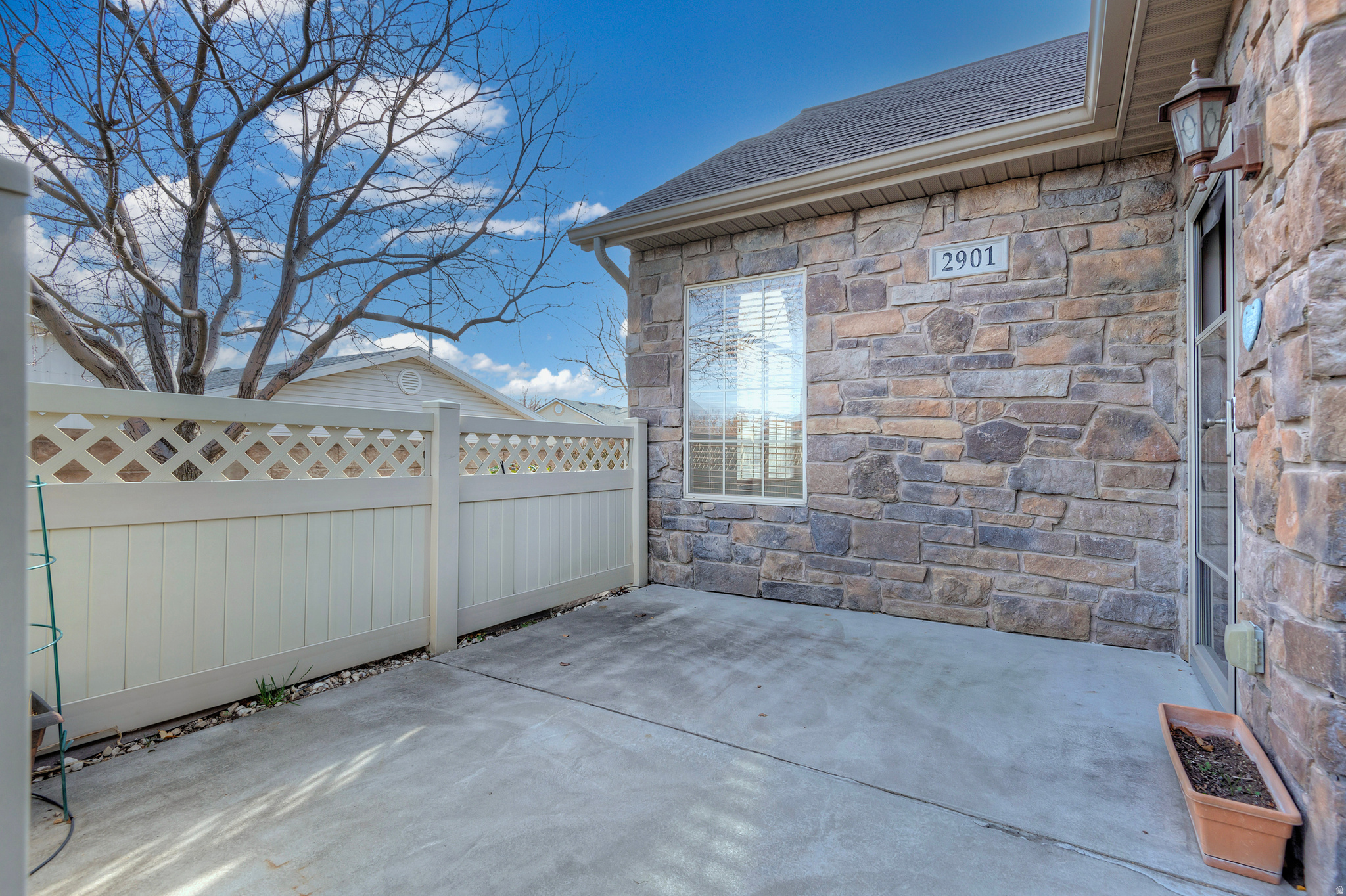 2901 W ABBEY SPRINGS CIR