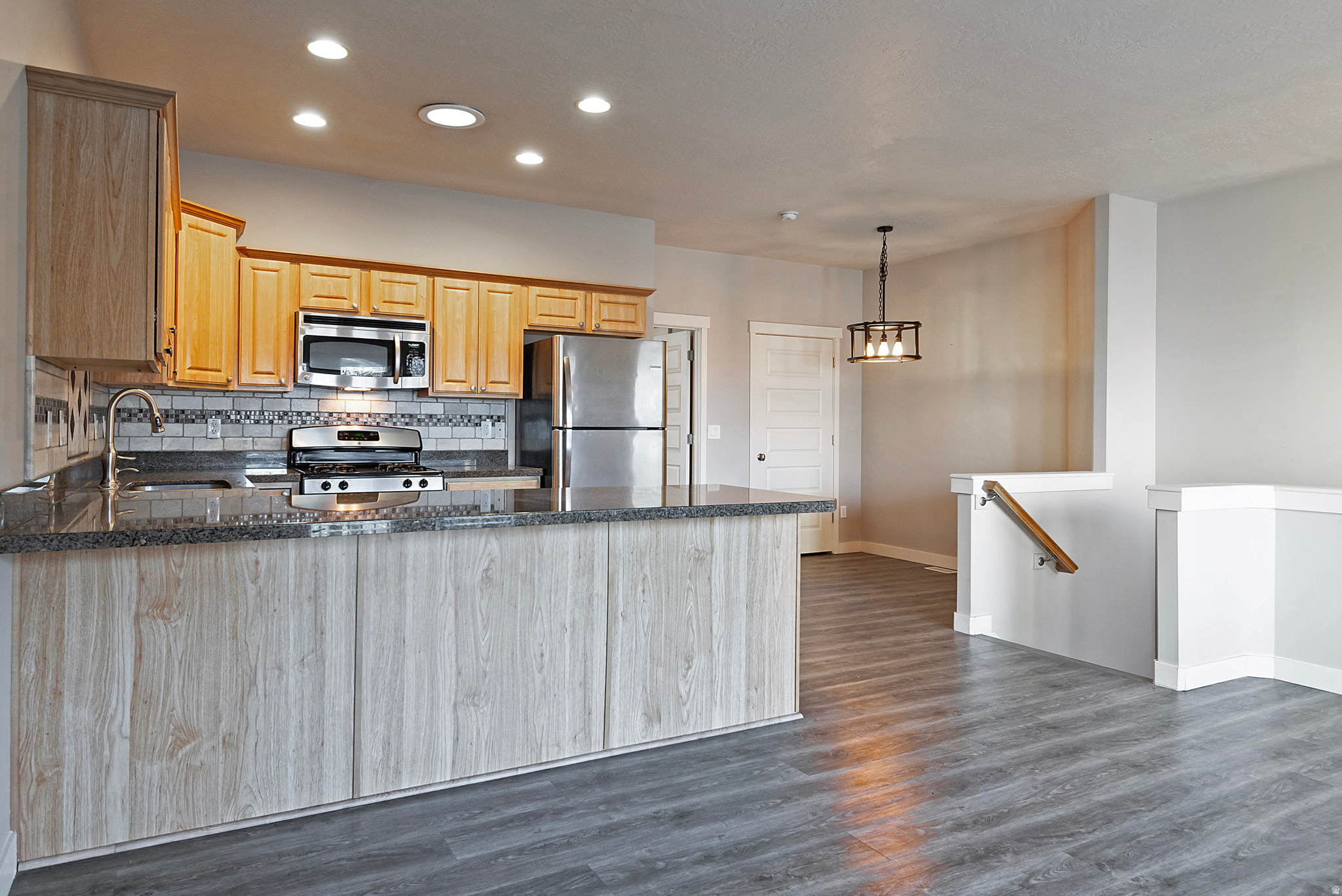 1048 W SHEPARD CREEK PKWY #4