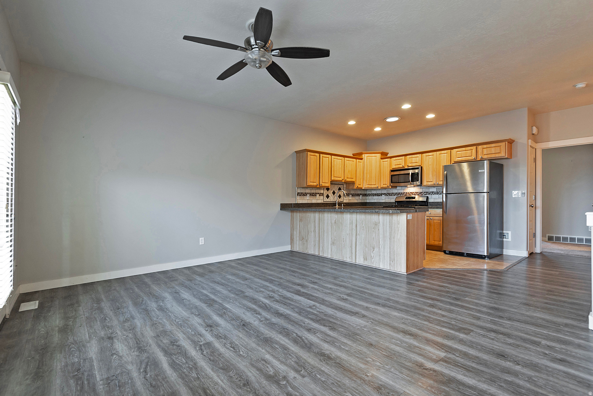 1048 W SHEPARD CREEK PKWY #4