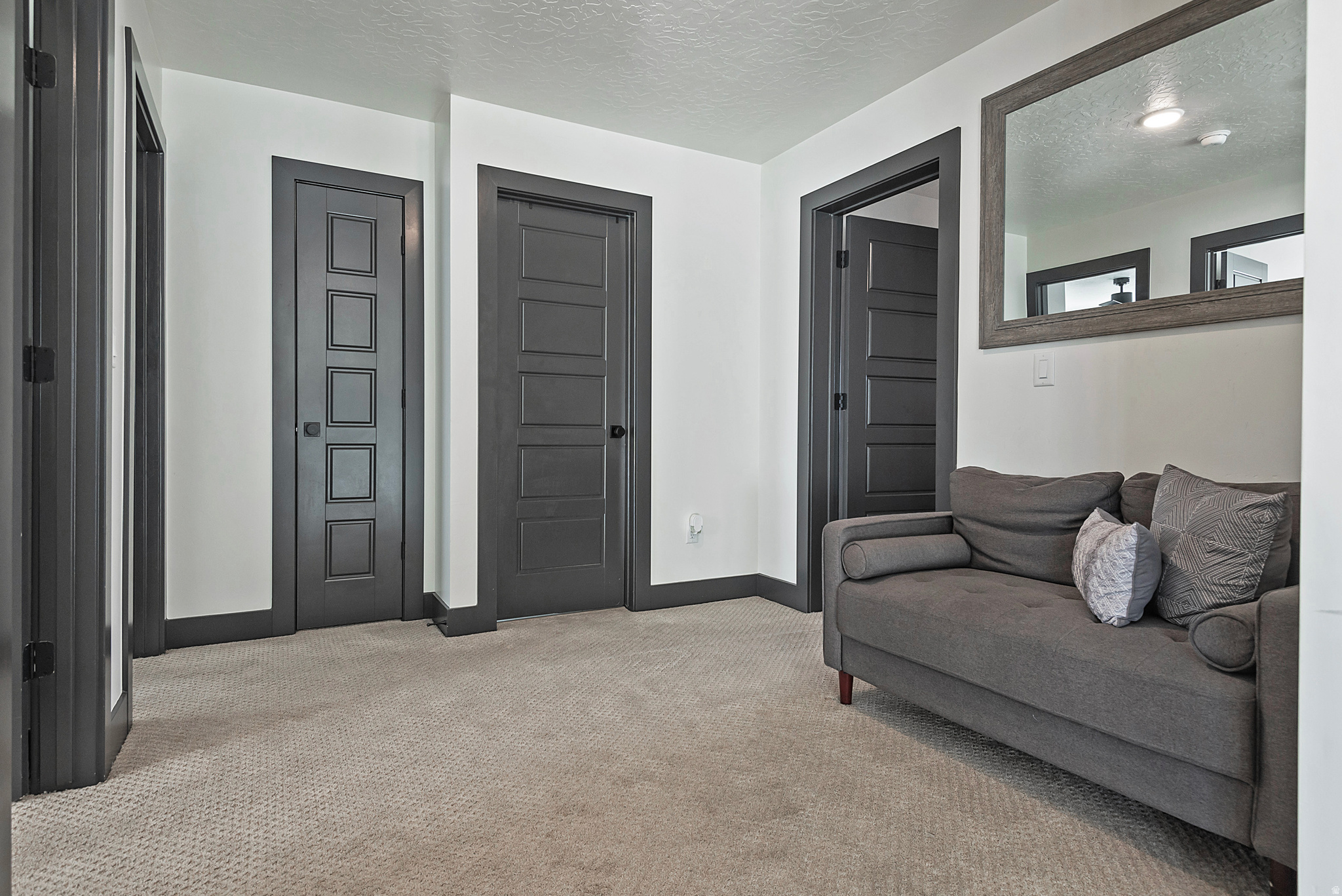 423 W RED WOLF DR