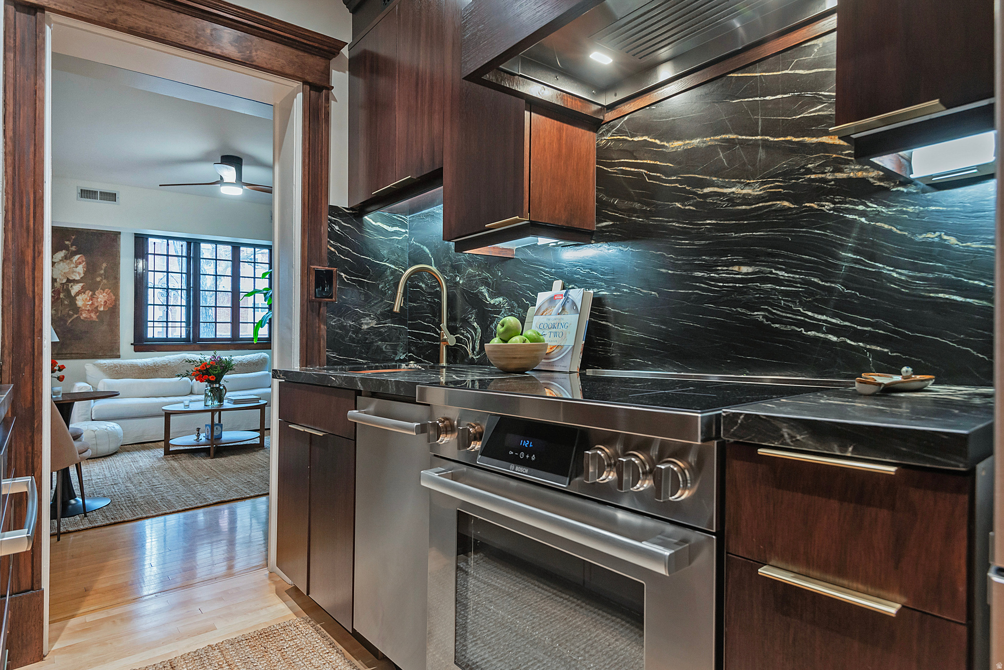 839 E SOUTH TEMPLE DR. #99