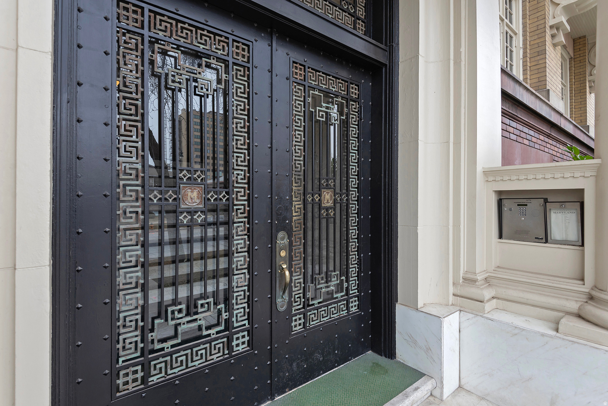 839 E SOUTH TEMPLE DR. #99