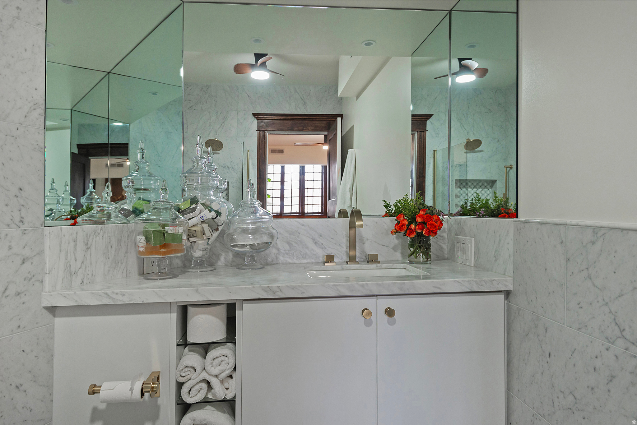 839 E SOUTH TEMPLE DR. #99