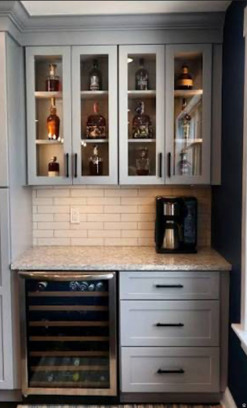 241 N VINE ST #1201E