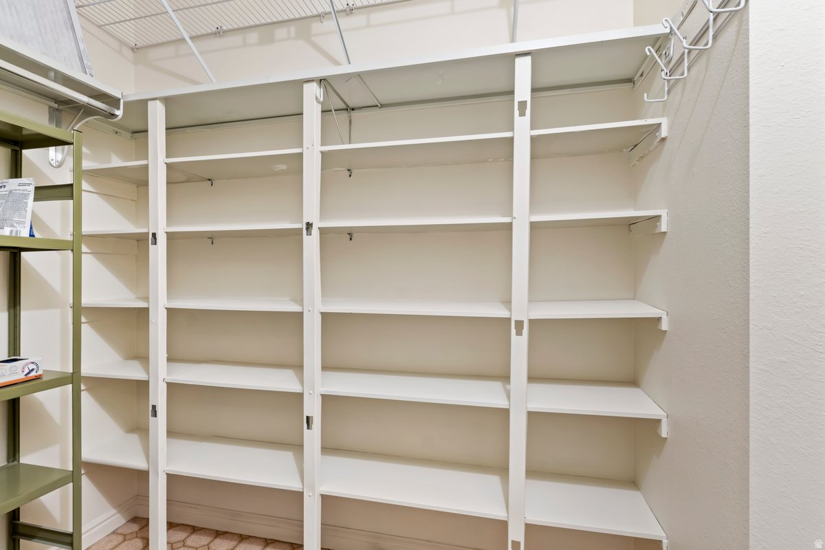 241 N VINE ST #1201E