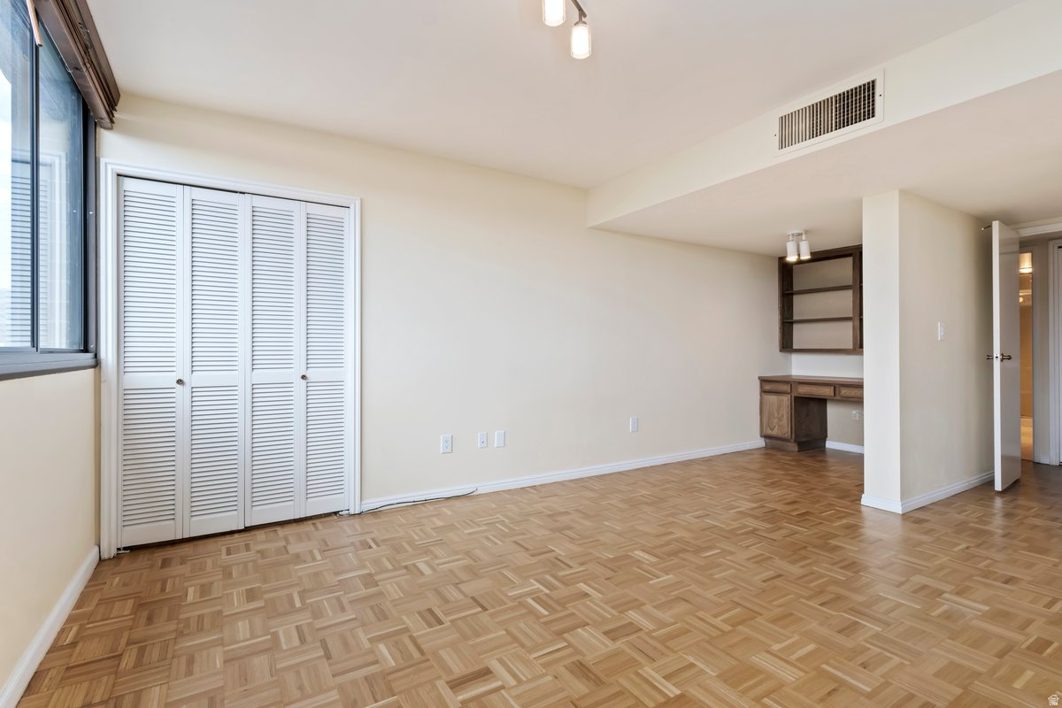 241 N VINE ST #1201E