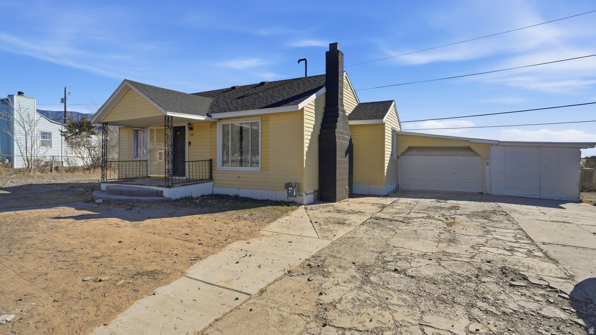 148 S GRASSY TRAIL DR