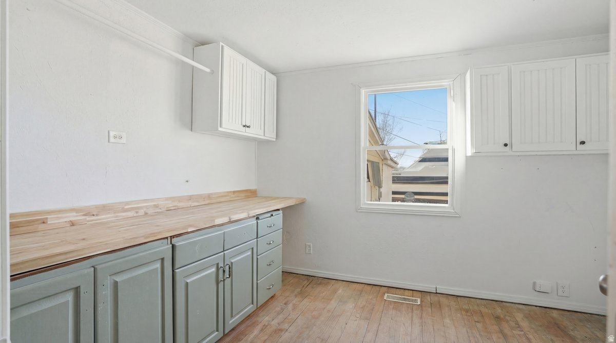 148 S GRASSY TRAIL DR