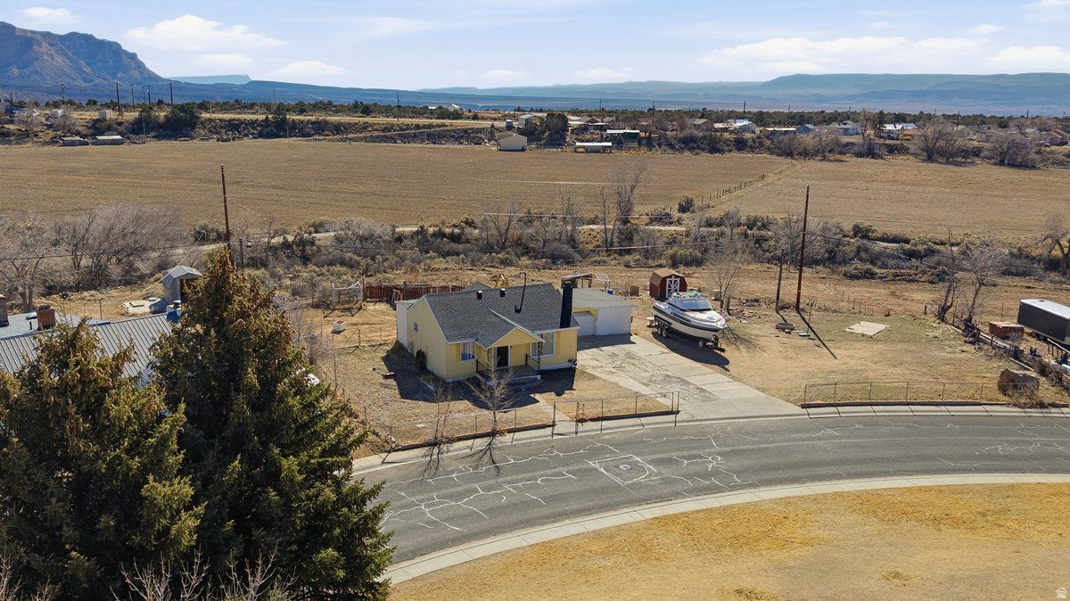 148 S GRASSY TRAIL DR