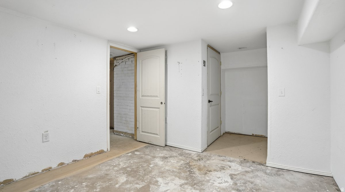 148 S GRASSY TRAIL DR