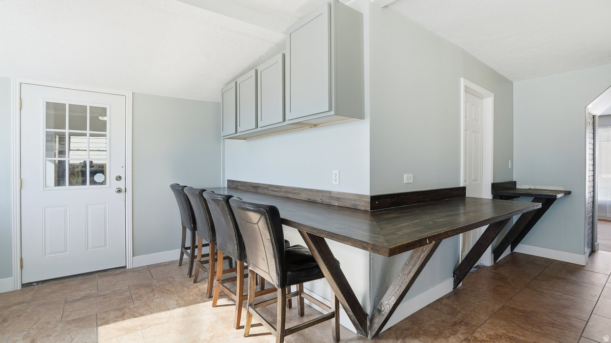 148 S GRASSY TRAIL DR