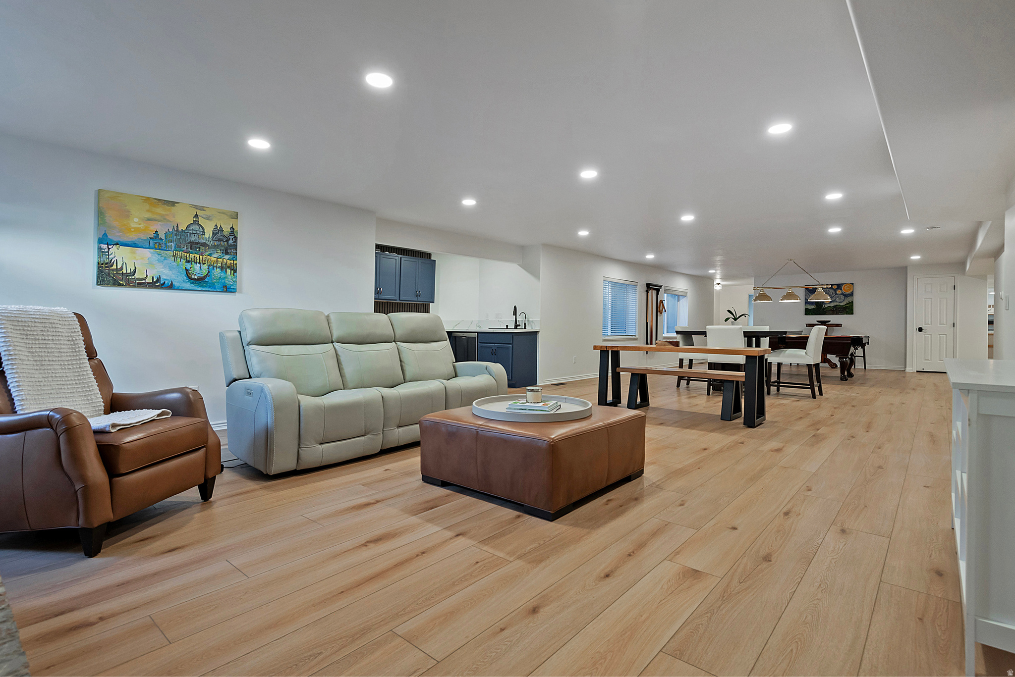 6669 S ANNE MARIE DR