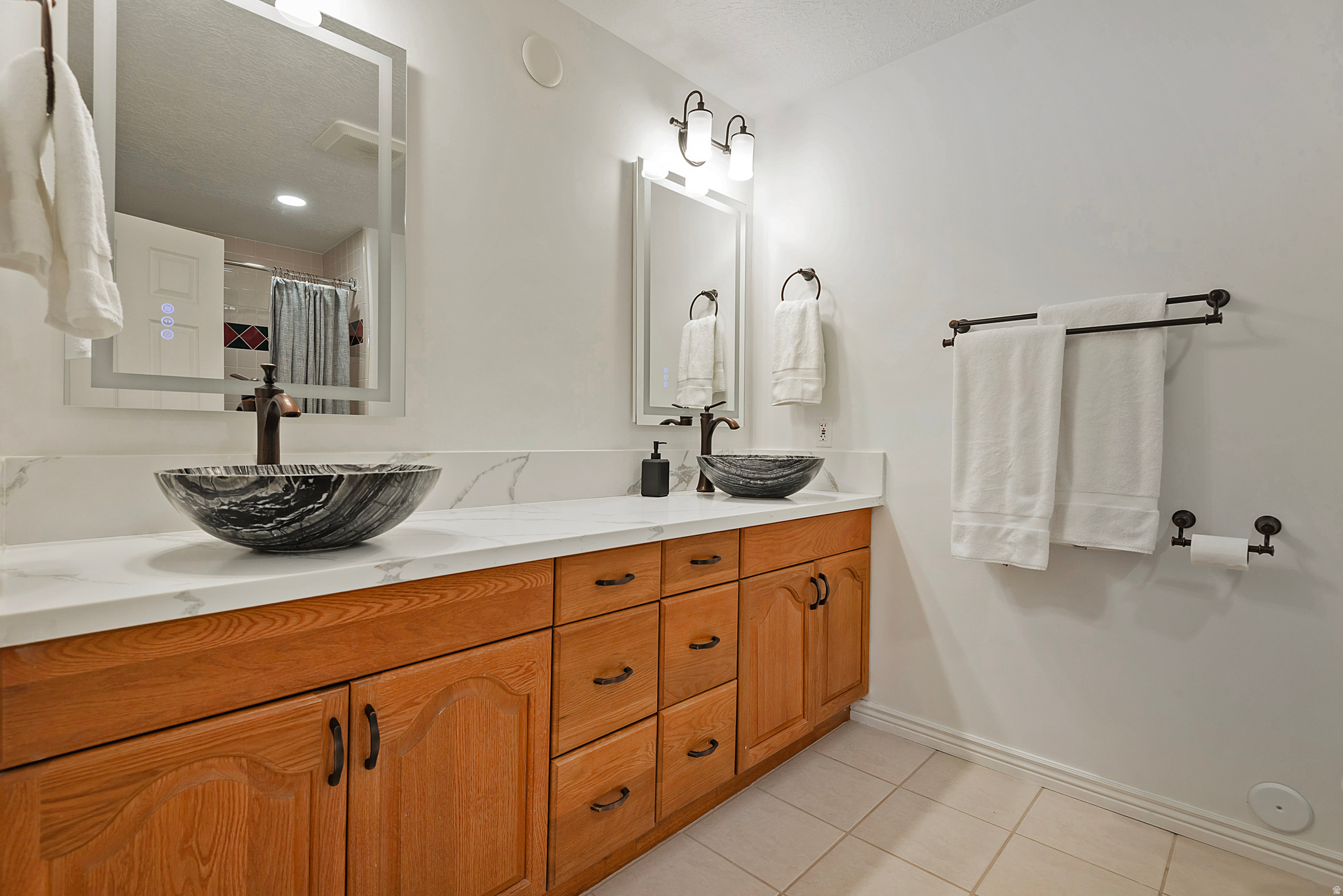 6669 S ANNE MARIE DR