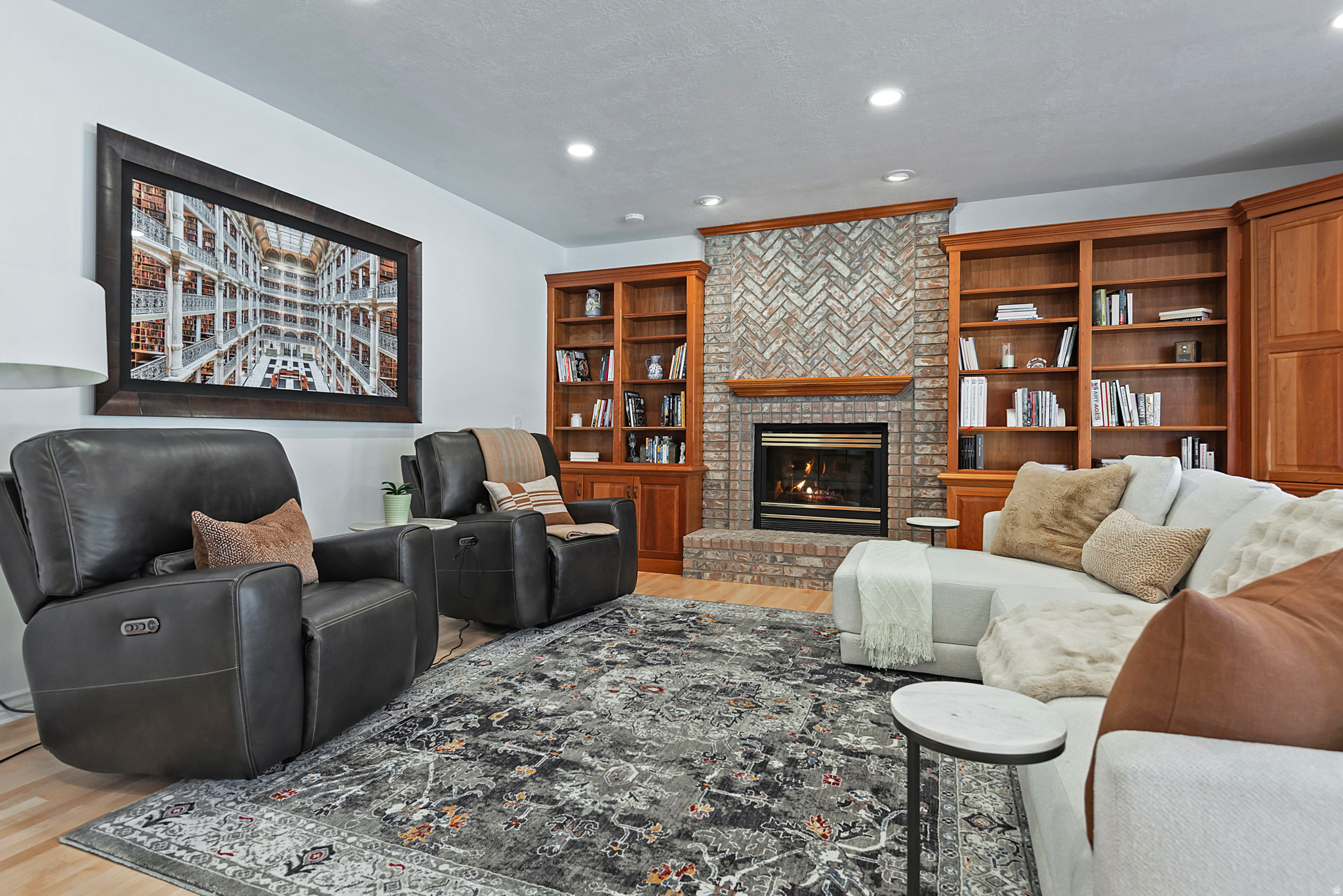 6669 S ANNE MARIE DR