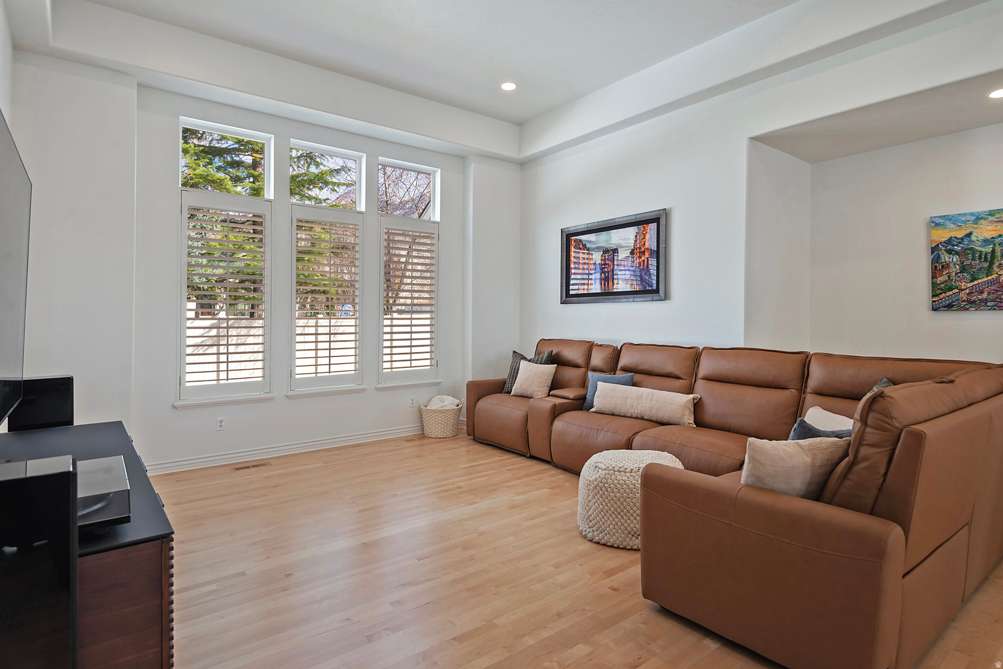 6669 S ANNE MARIE DR