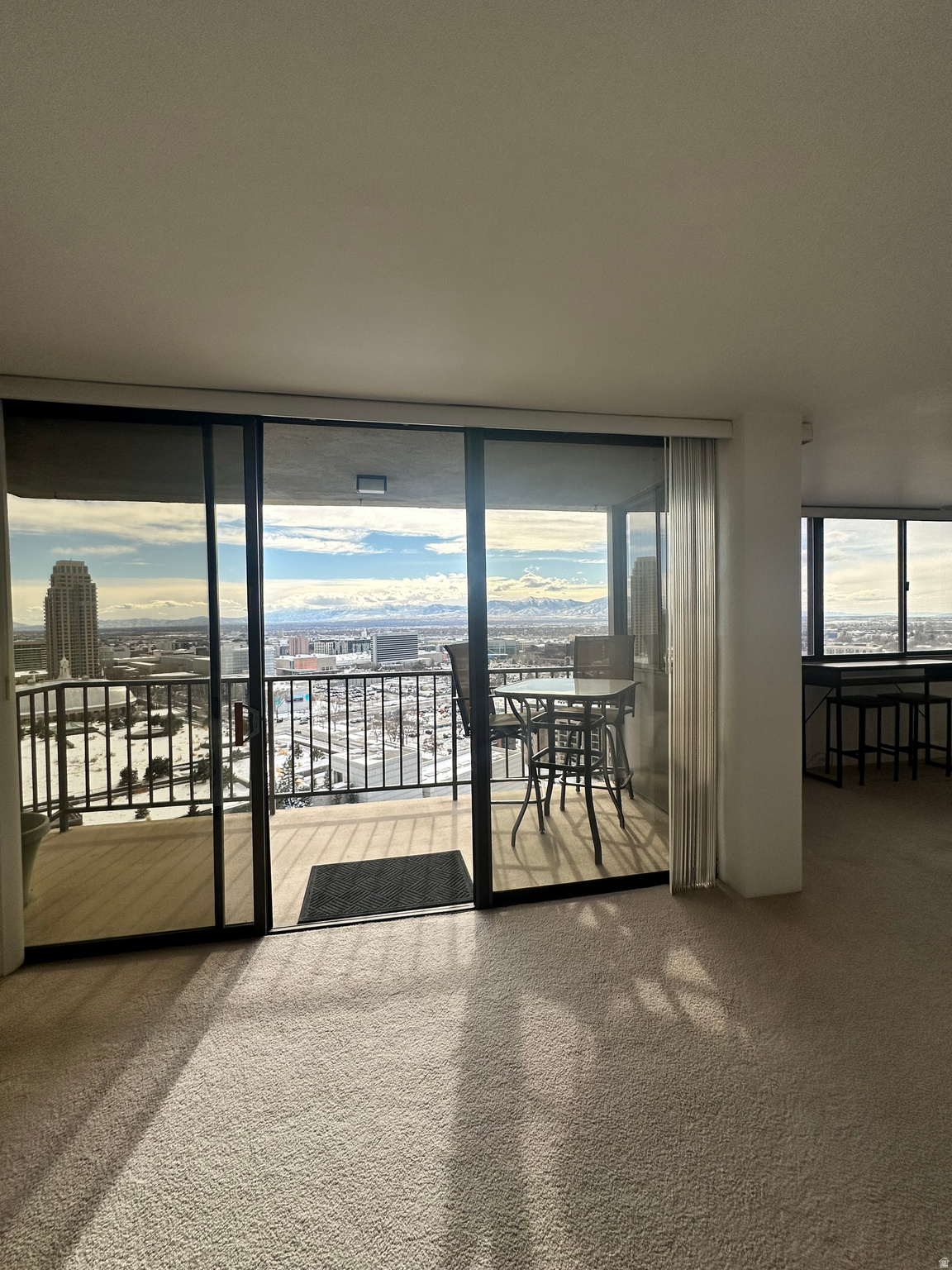 241 N VINE ST #1207W