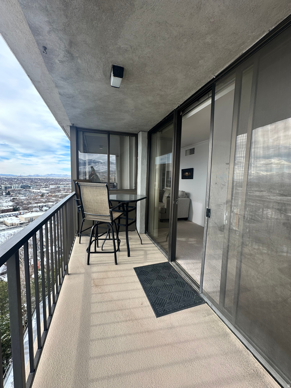 241 N VINE ST #1207W