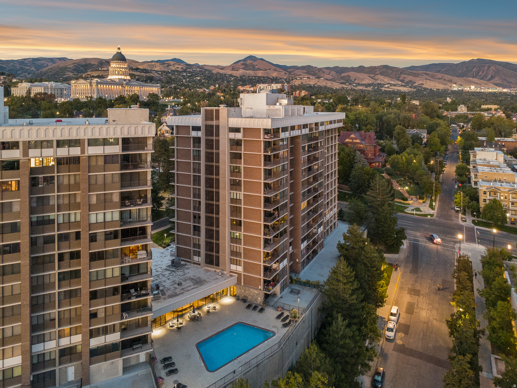 241 N VINE ST #1207W