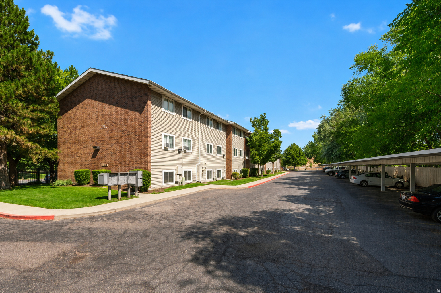 217 FOSS ST #D201