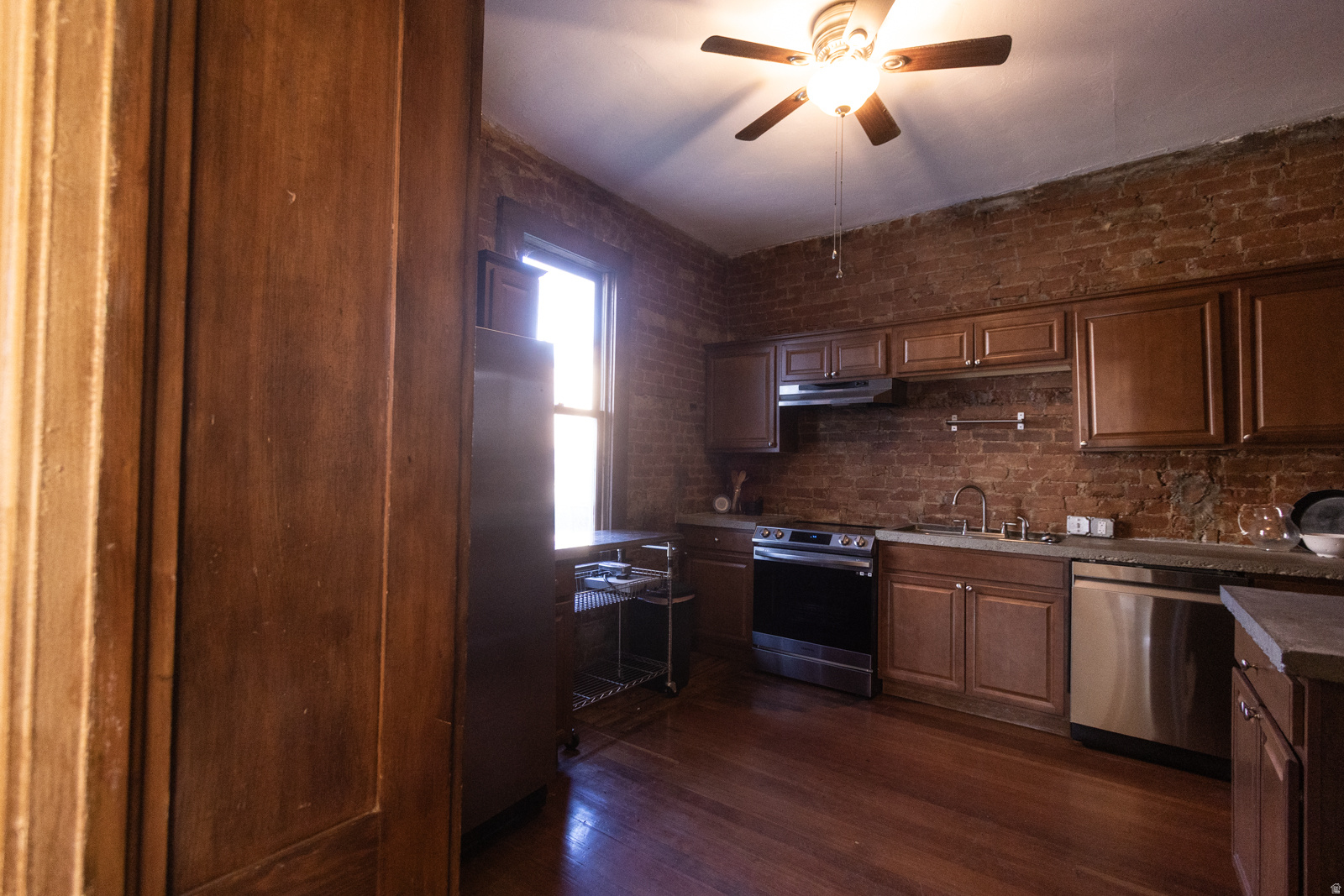 2660 S JEFFERSON AVE