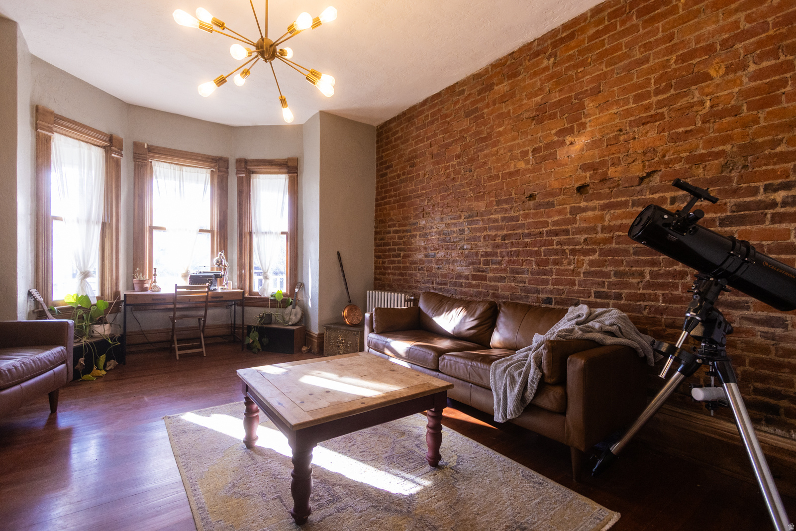 2660 S JEFFERSON AVE