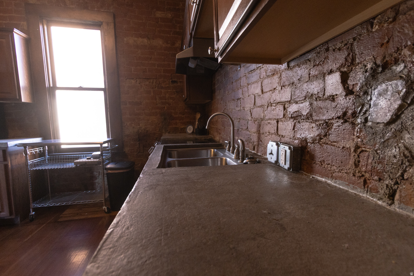 2660 S JEFFERSON AVE