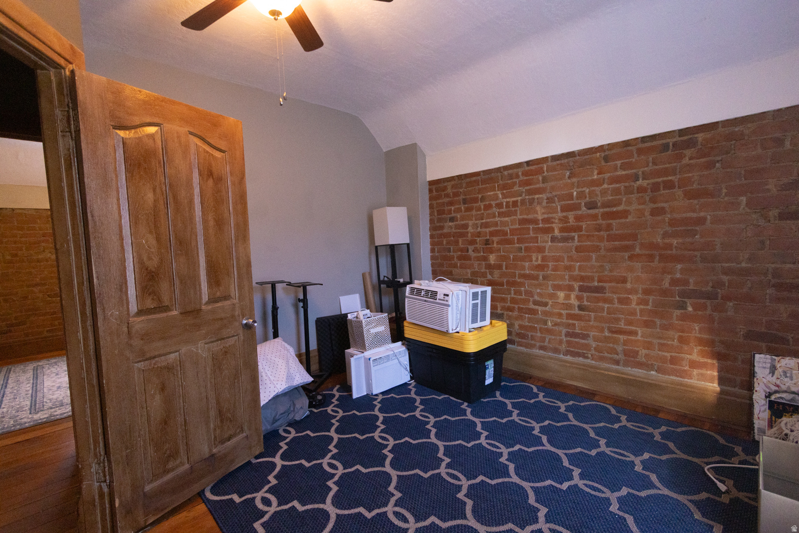 2660 S JEFFERSON AVE