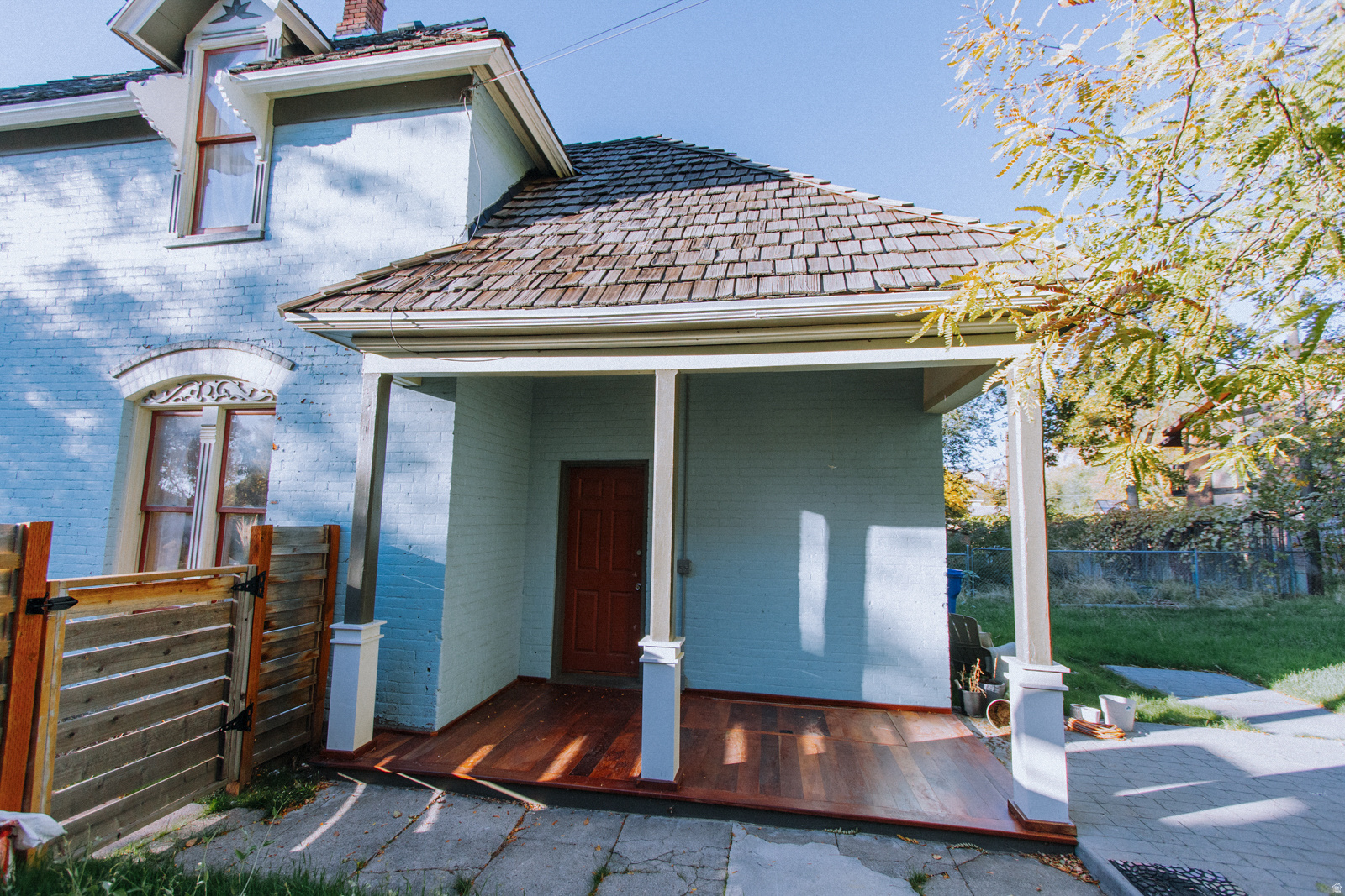 2660 S JEFFERSON AVE