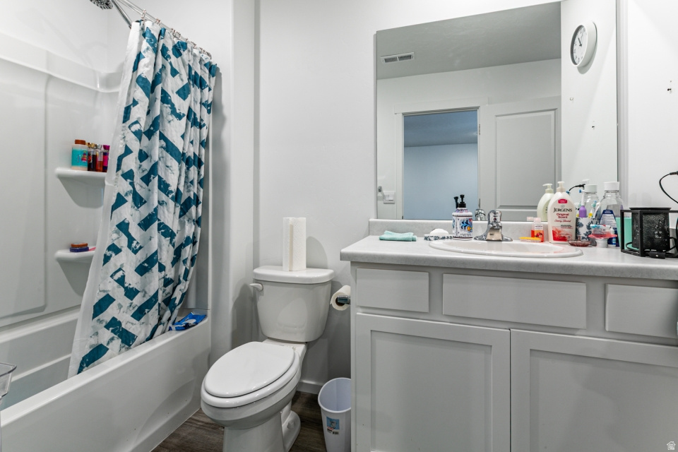 1822 N BLUE IRIS AVE #1055