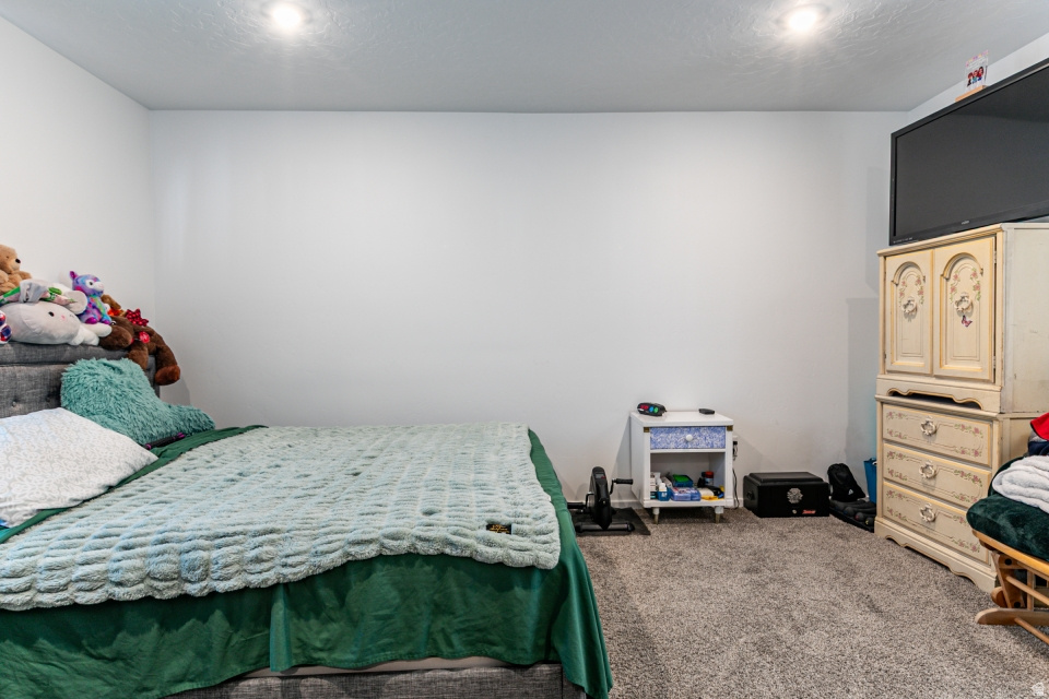 1822 N BLUE IRIS AVE #1055