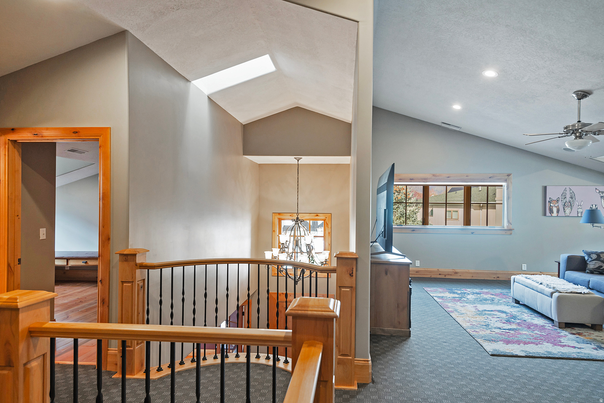 606 E HOLLY HAVEN CIR