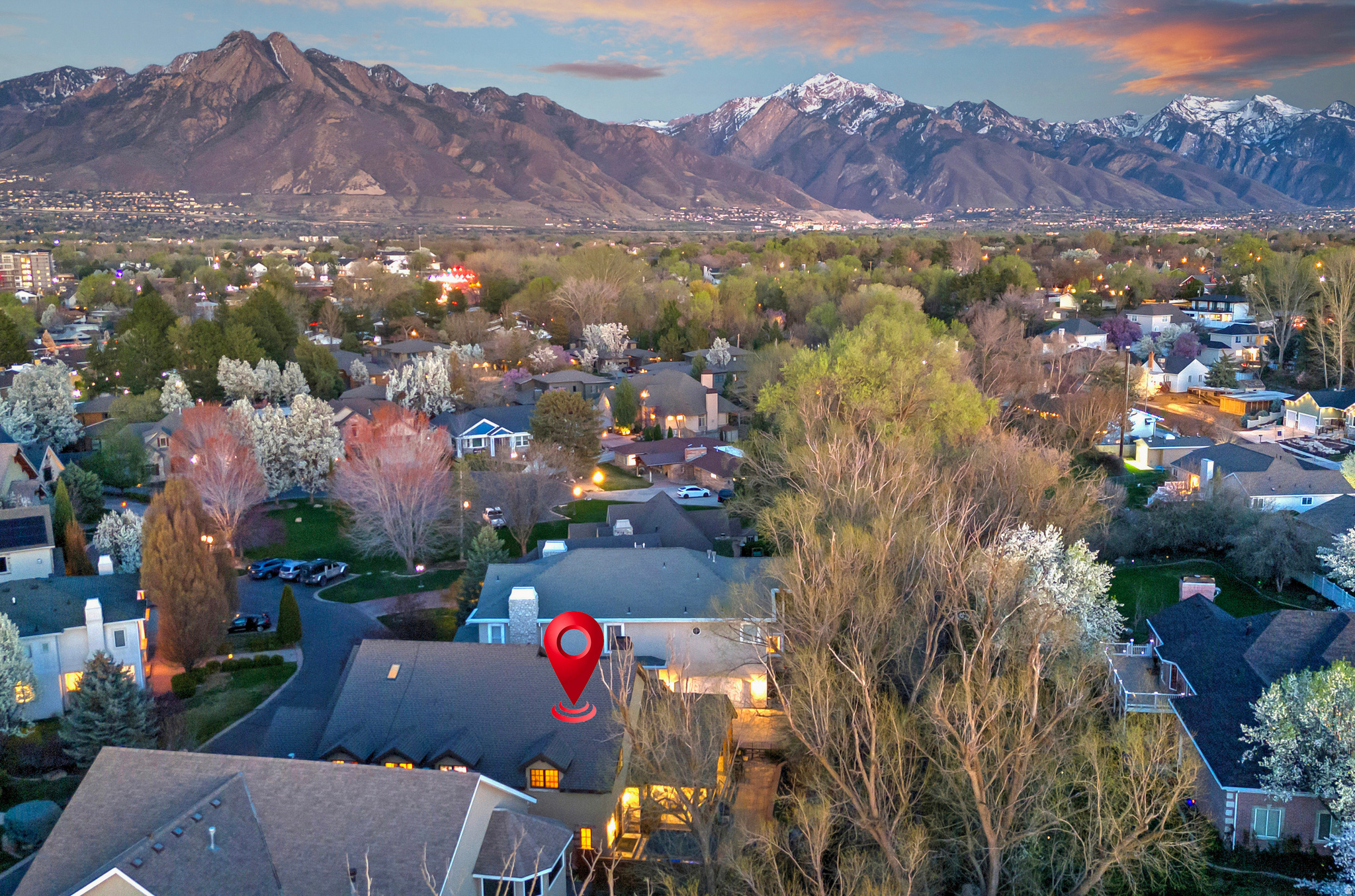 606 E HOLLY HAVEN CIR