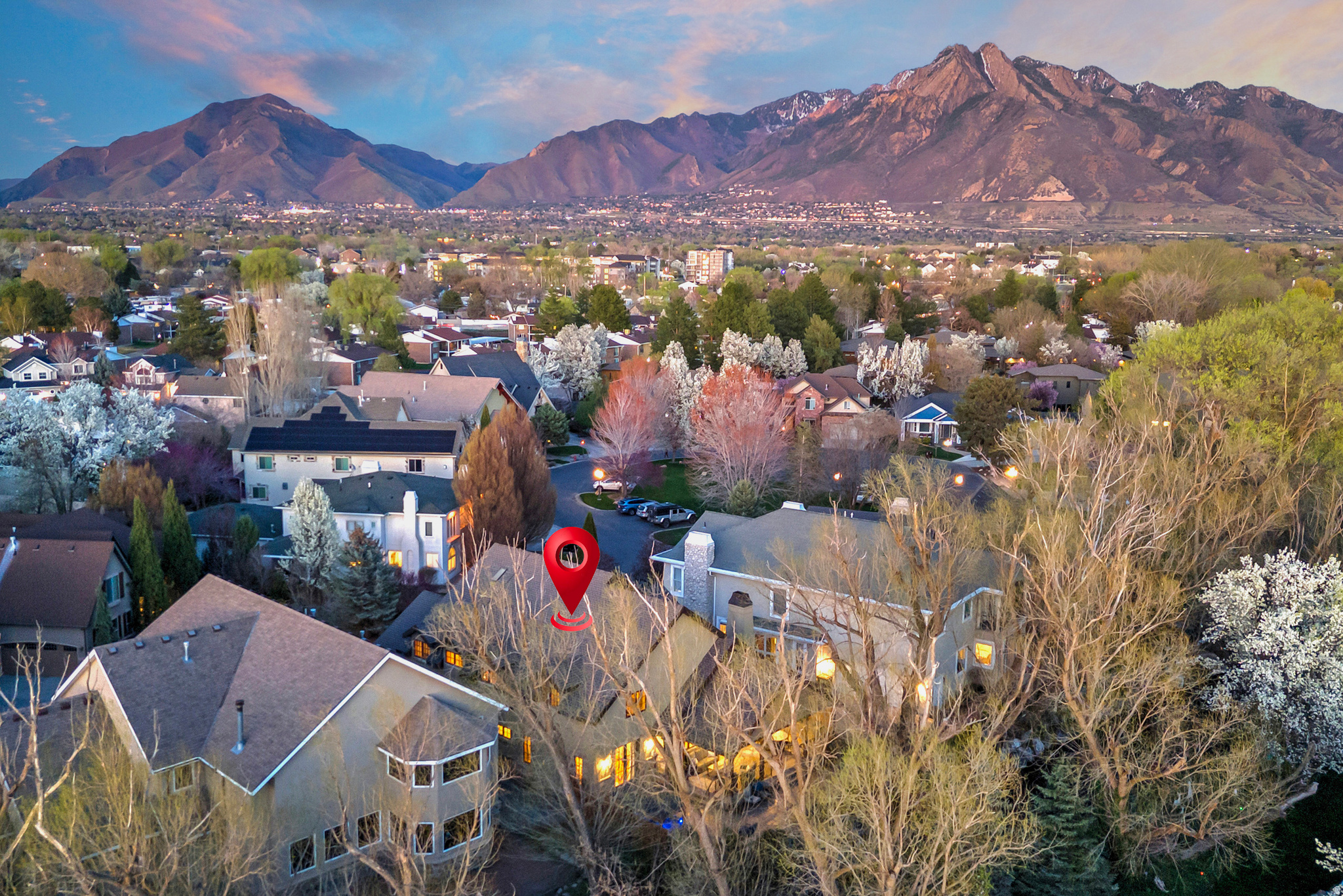 606 E HOLLY HAVEN CIR