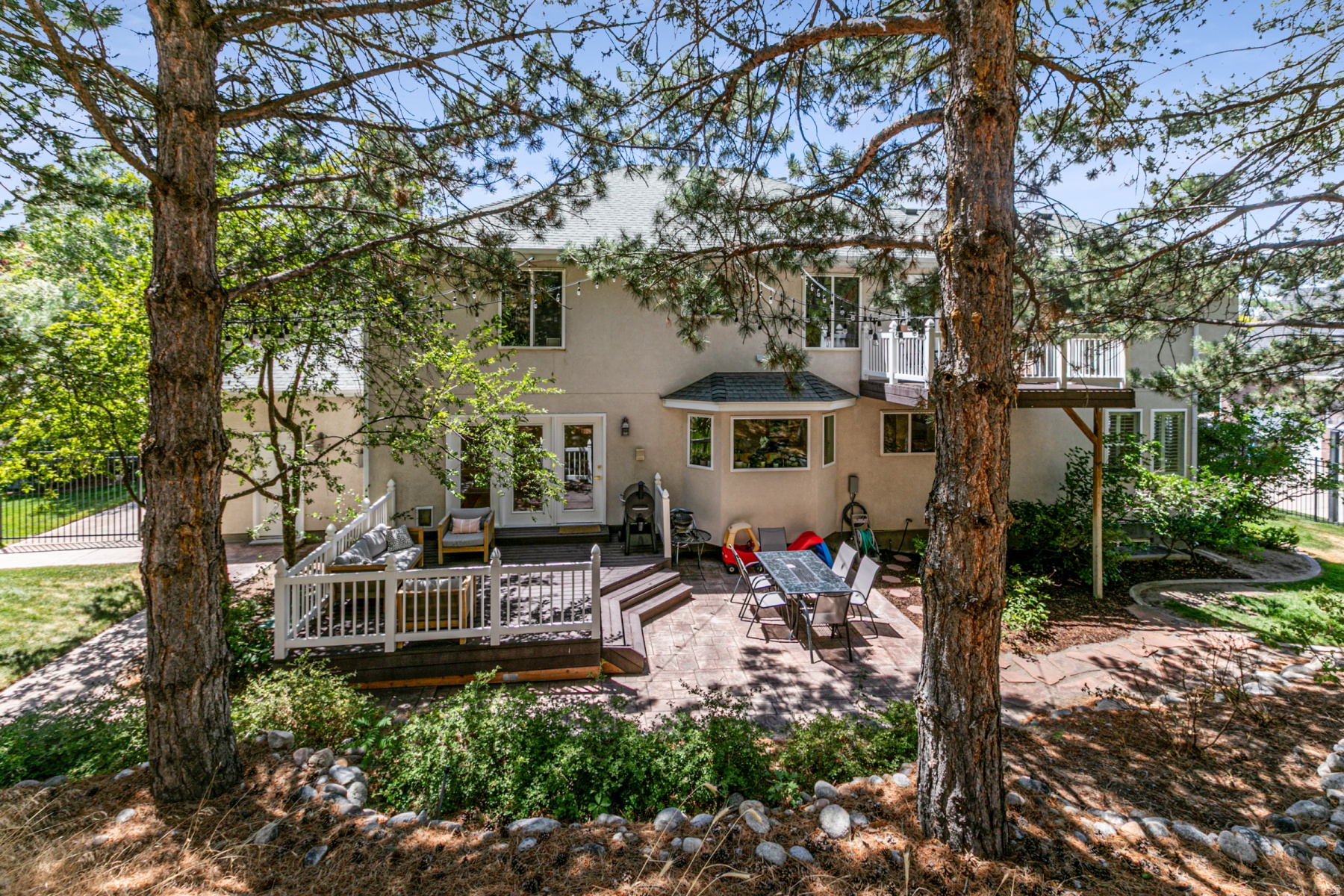 8967 S COBBLE CANYON LN