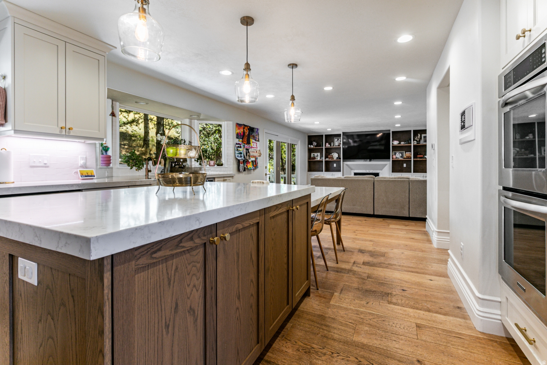 8967 S COBBLE CANYON LN