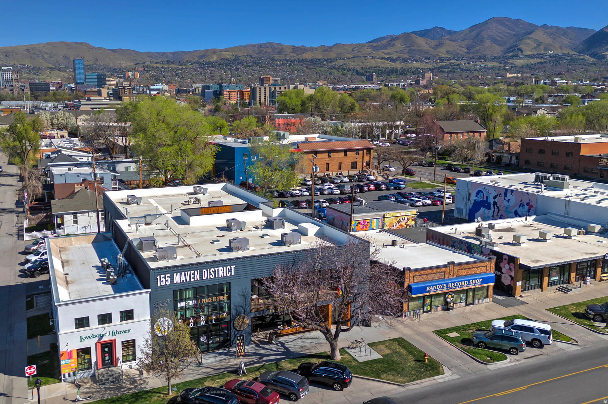 190 E BELMONT AVE #6