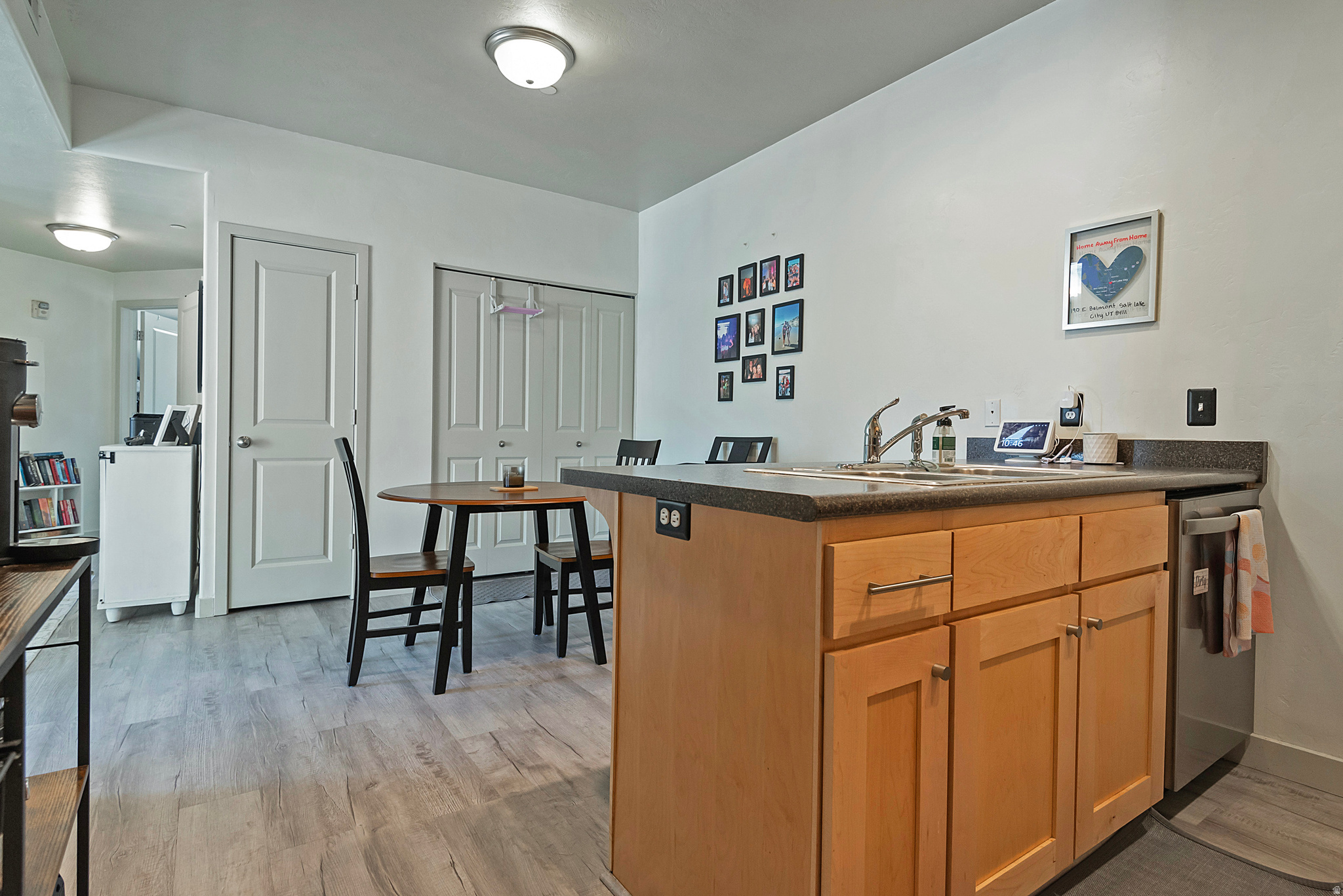 190 E BELMONT AVE #6