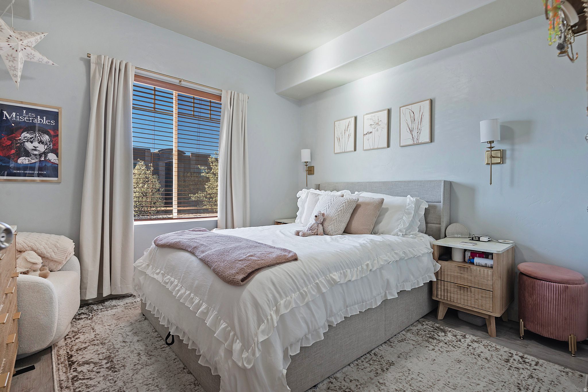 190 E BELMONT AVE #6