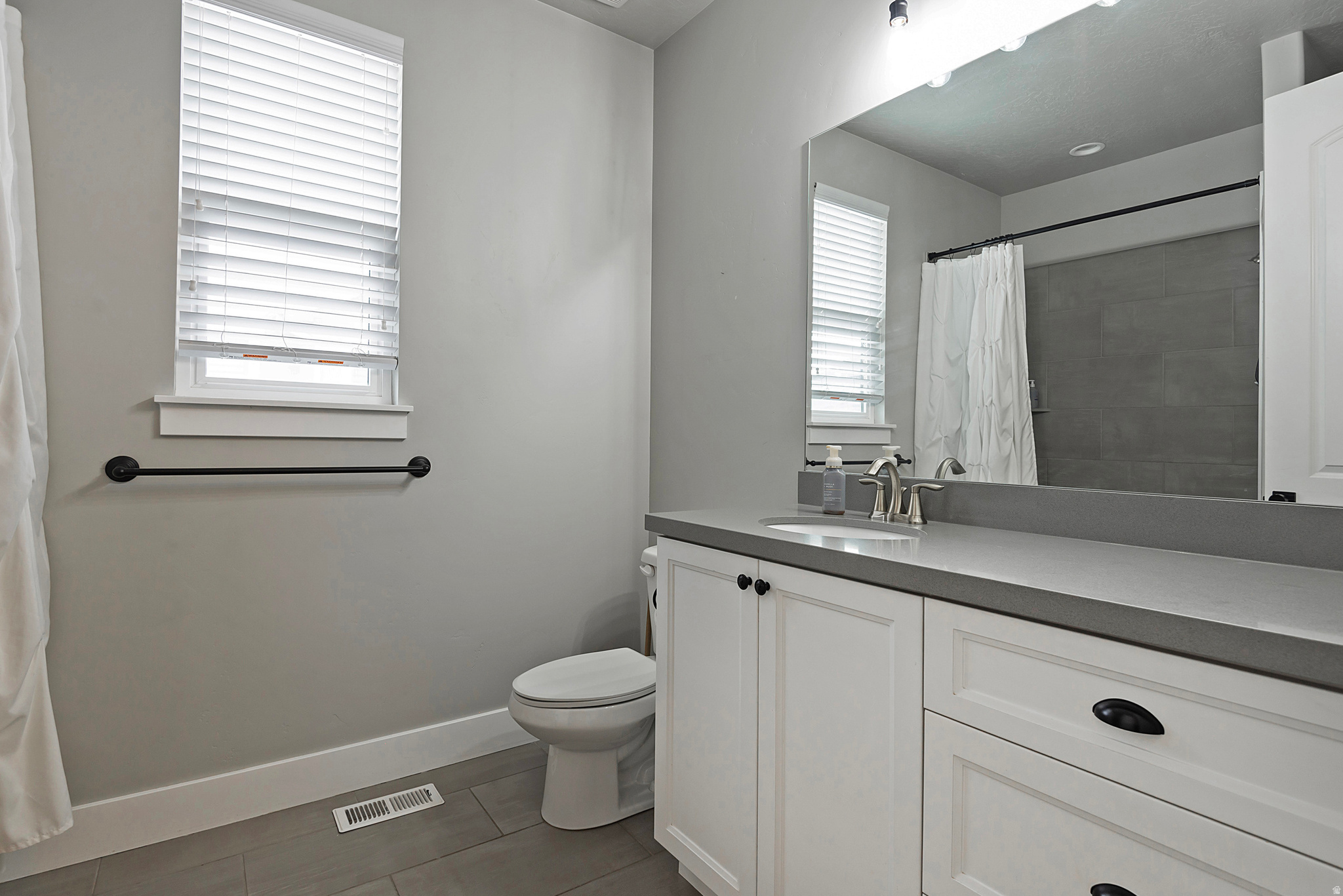 11613 S FOX VISTA DR